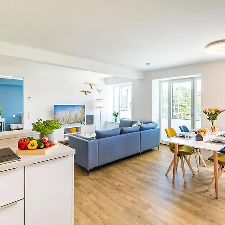Prora - Modernes Mit Balkon, Meerblick Und E-ladestation - Beachfront * Binz